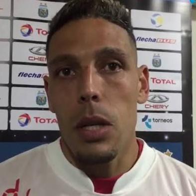 26 Jonathan Sandoval (zagueiro)