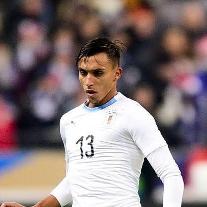 23- Mathias Suarez (meia)