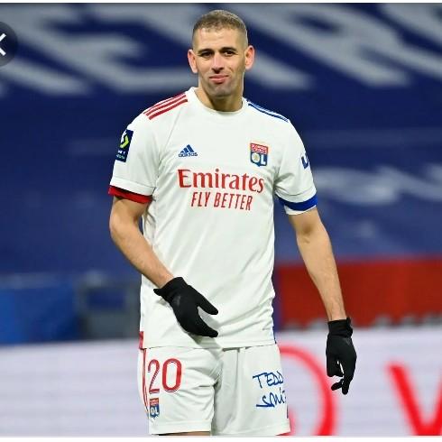 Islam Slimani