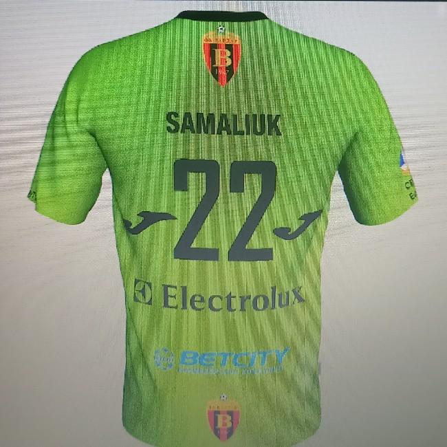 Samaliuk (L)
