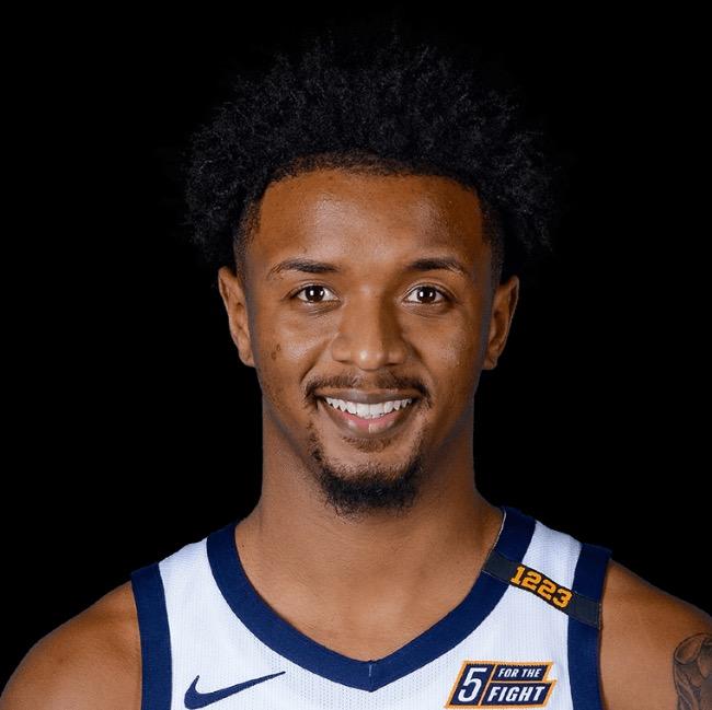 Elijah Hughes