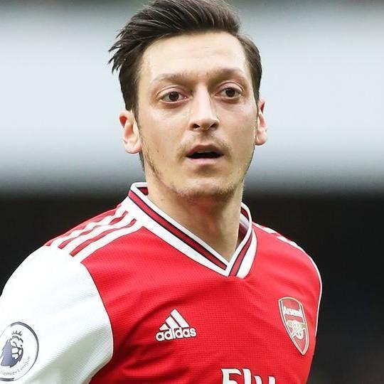 M. Özil