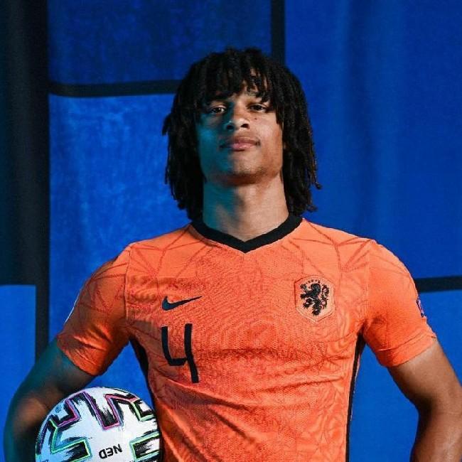 N. Ake