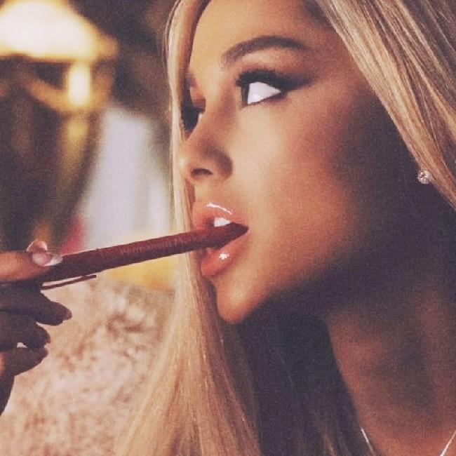 Ａｒｉａｎａ Ｇｒａｎｄｅ