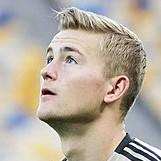 M.DE LIGT