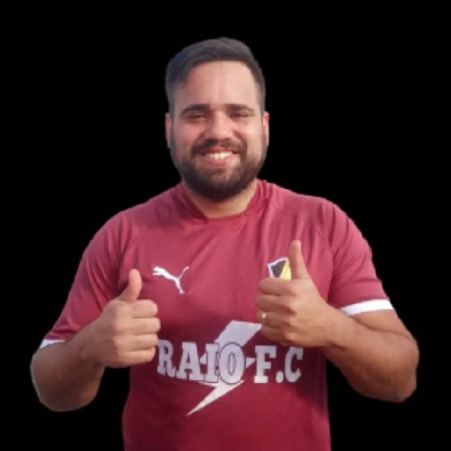Sostenes Soares