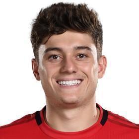 Daniel JAMES