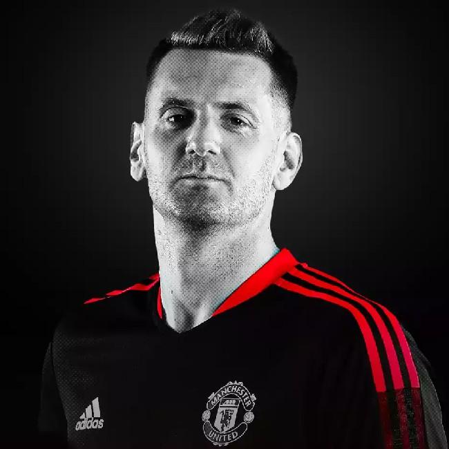 (G) Tom Heaton