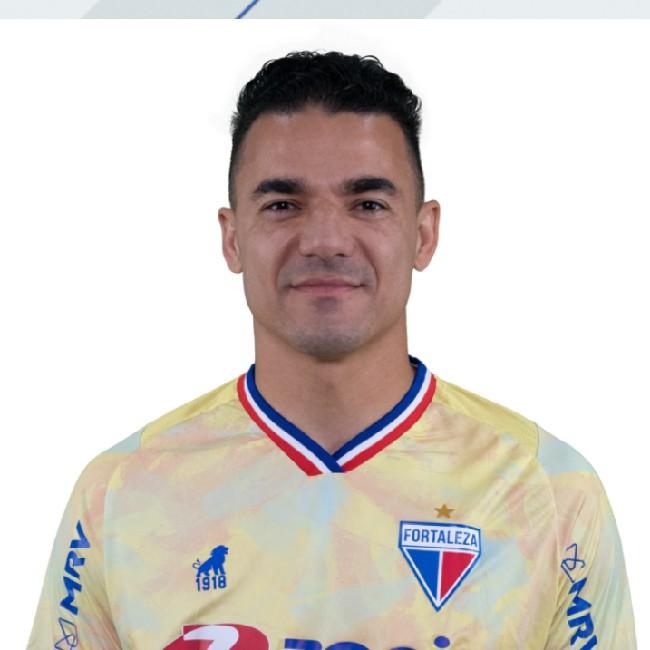 Felipe Alves
