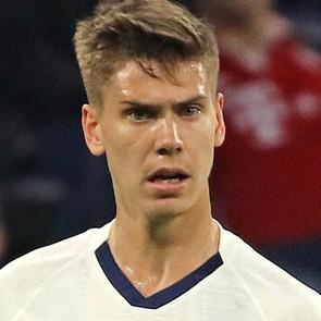 L. Foyth 🇦🇷