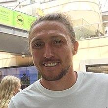 Luke Ayling (vice-captain)