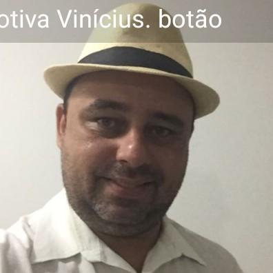 VINÍCIUS