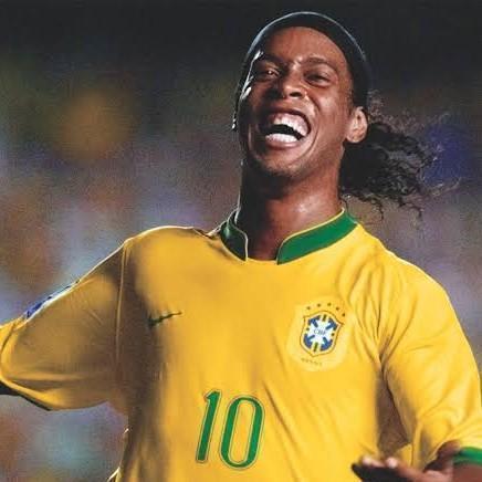 (MAT) Ronaldinho