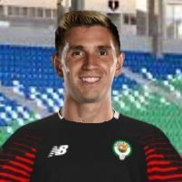 1. "Dibu" Martínez