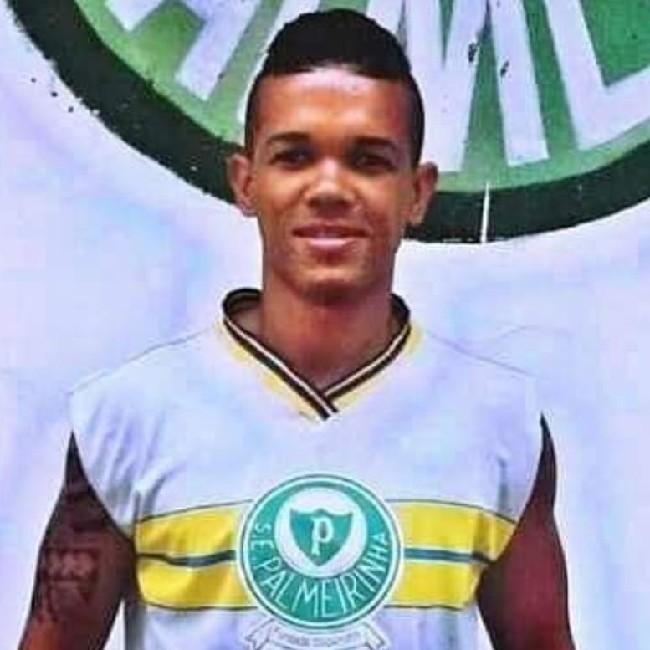 **Luciano Brito de Barros