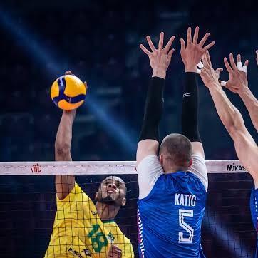 INTERCLASSE DE VÔLEI