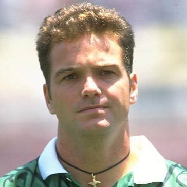 Luis García P.