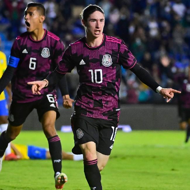 Marcelo Flores