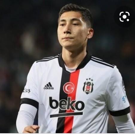 Emirhan İlkhan