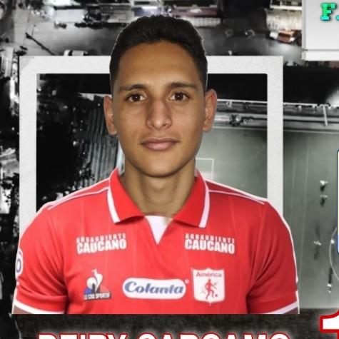 Deiby cárcamo -12