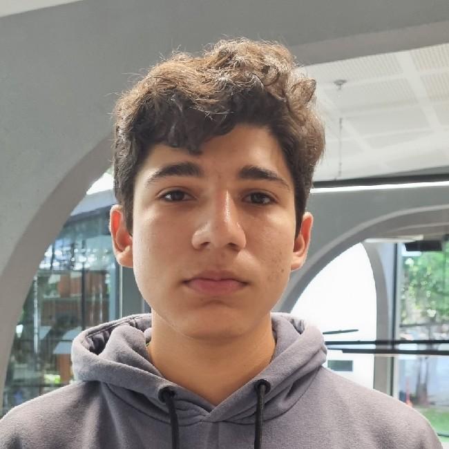 Alejandro Araujo