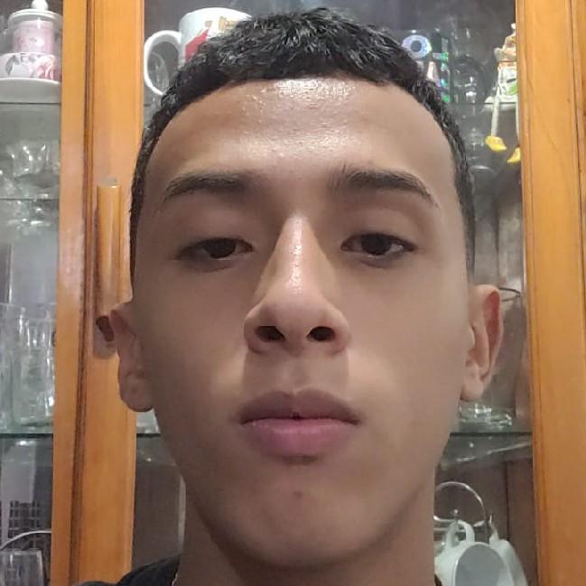 Andriy Chavarria