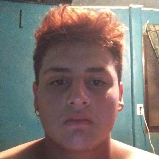 Bayron esquivel