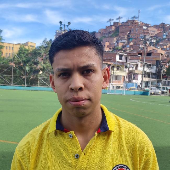 Edwin posada 28