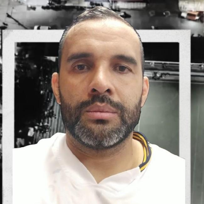 CARLOS RESTREPO 37