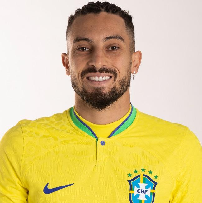Alex Telles