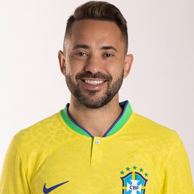 Éverton Ribeiro
