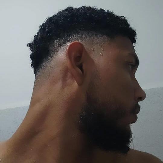 Léo