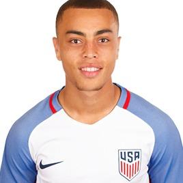 Sergiño Dest
