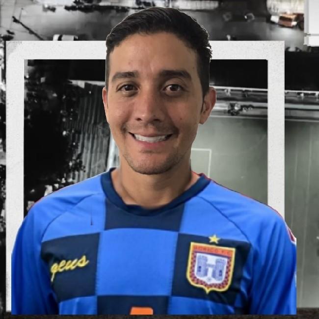 Jhonatan Velez  31