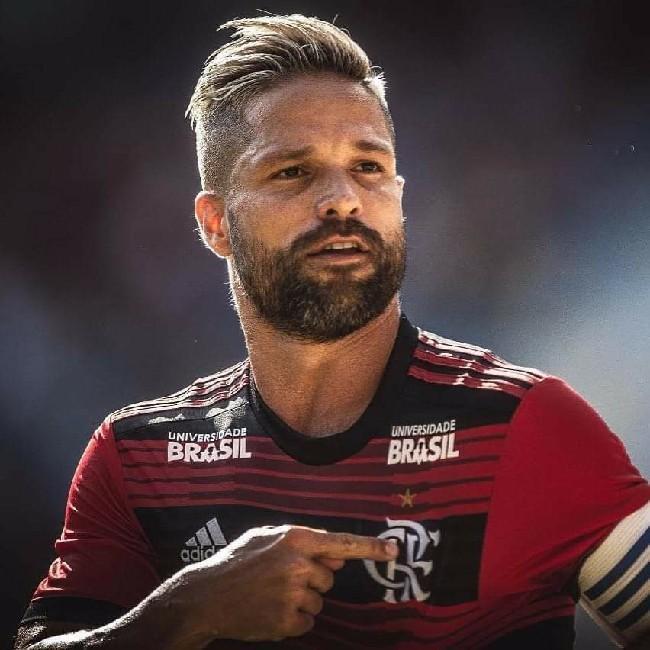 20 Diego Ribas
