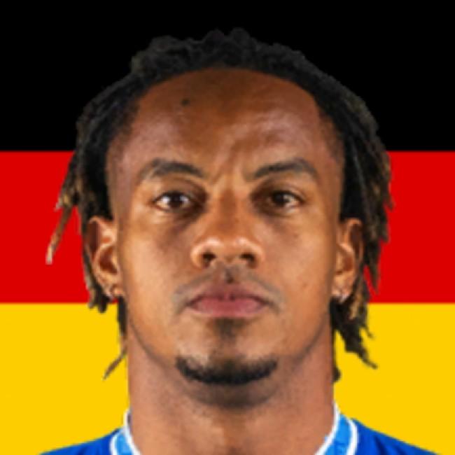 Andre Carrillo