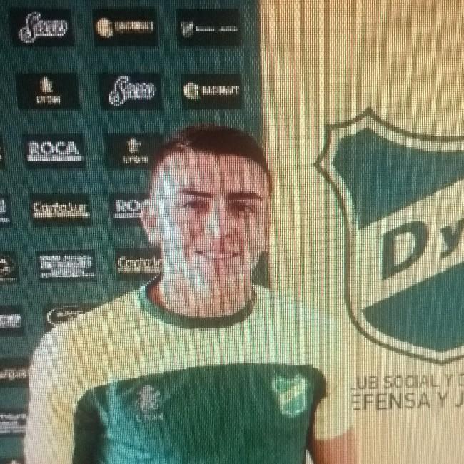 21- Braian Ojeda (meia)