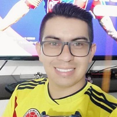 Yey Calderón - Yey7Play