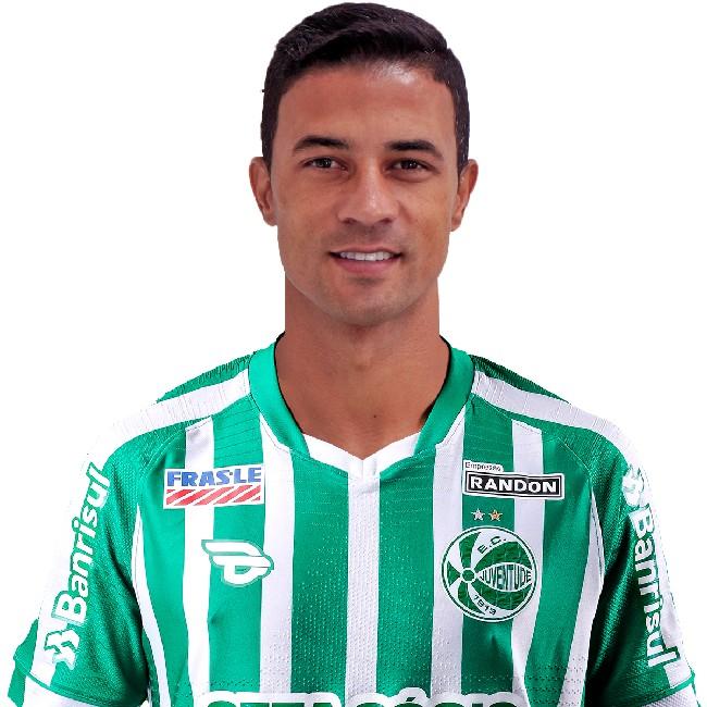 Ricardo Bueno
