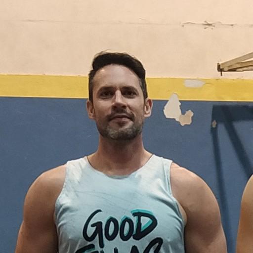 #15 Eduardo Nau