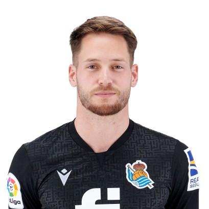 Alex Remiro