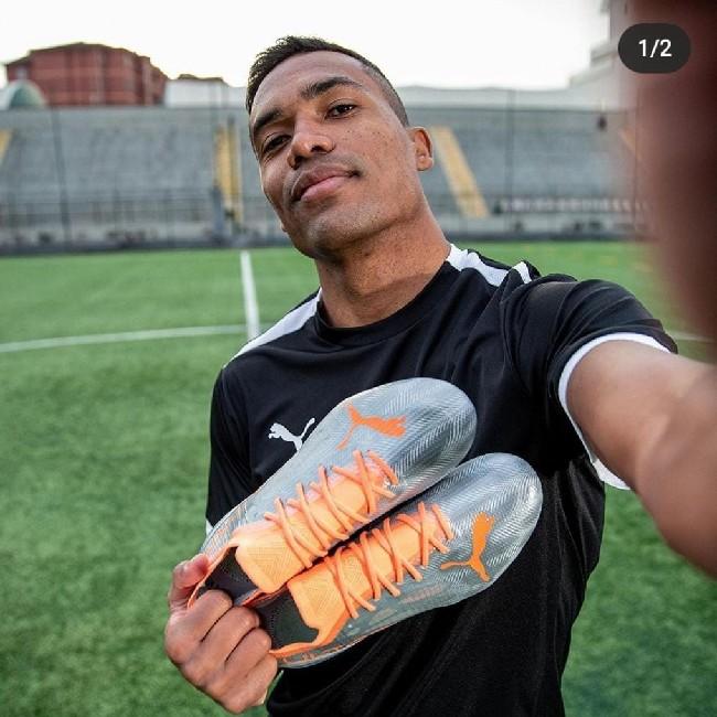 Sandro