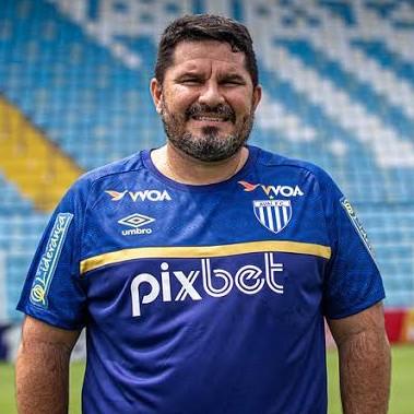 (T) Eduardo Barroca