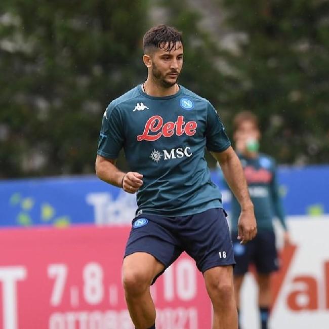 Manolas