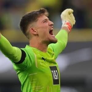 GOL - Gregor Kobel