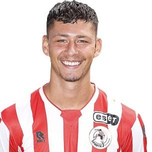 B. Fernandes