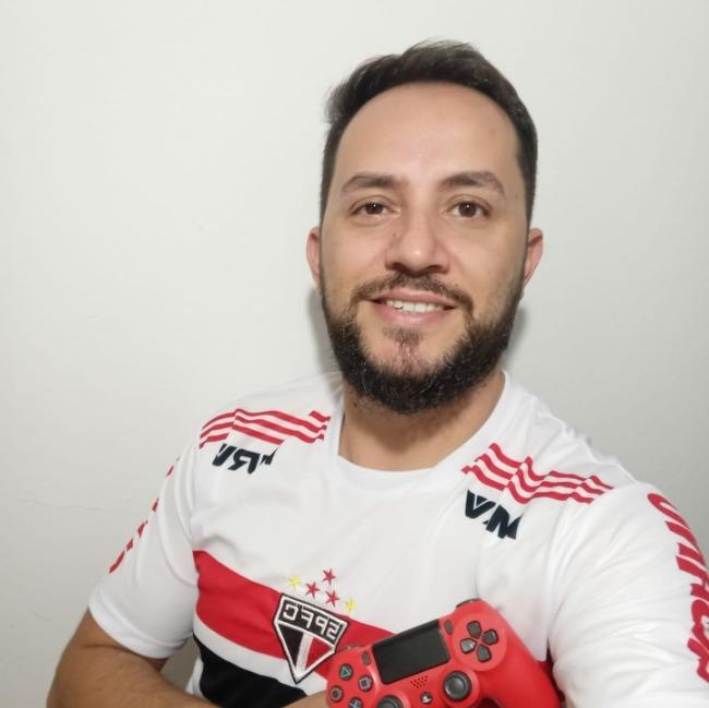 LEANDRO MOLEIRO - LE-MOLEIRO