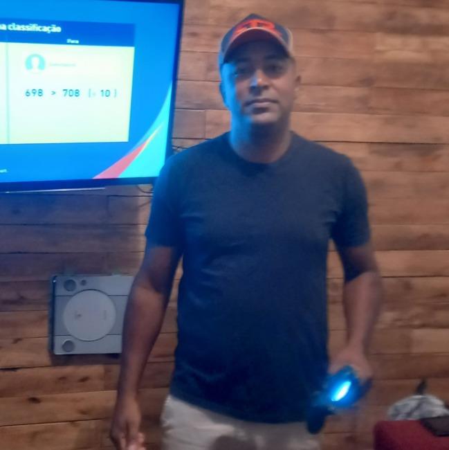 DANIEL BUENO - BUENODANRIK