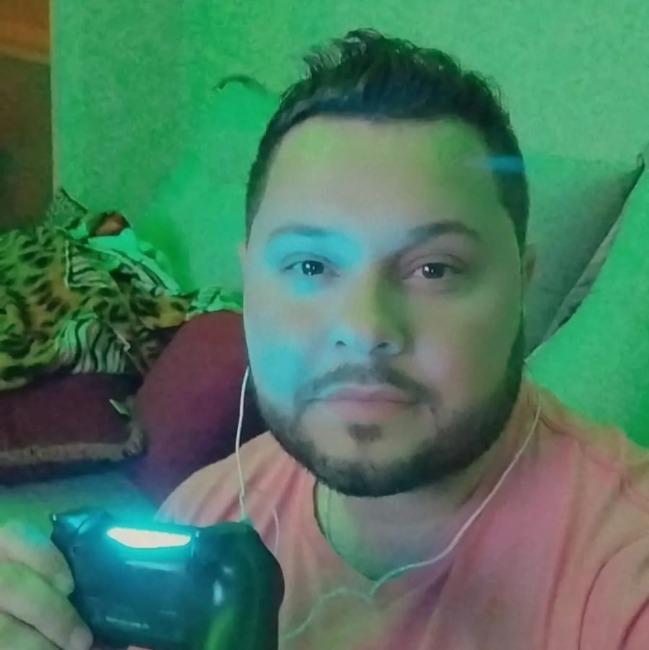 LUIZ OLIVEIRA - PURPLENUTS88