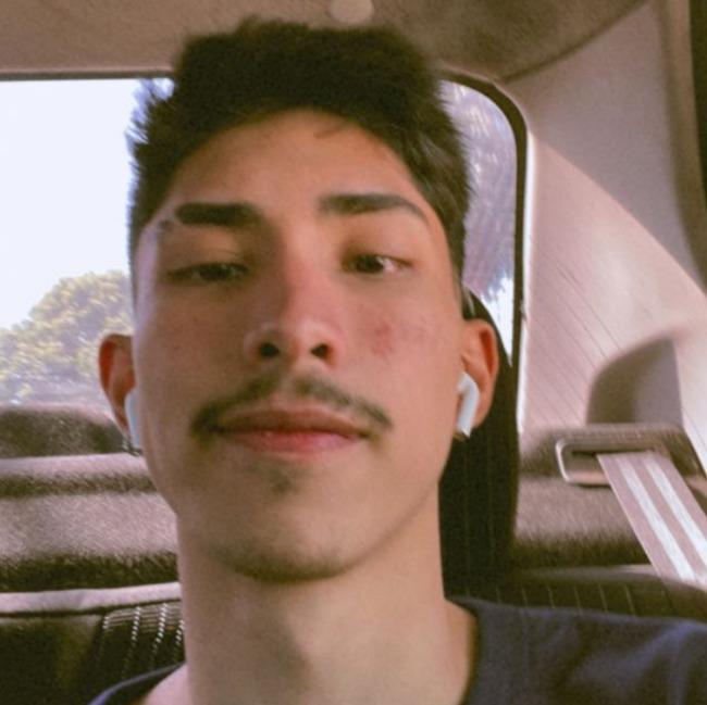 JONATHAN HIGA - JONHIGA